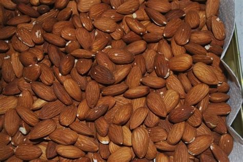 nuts for cholesterol